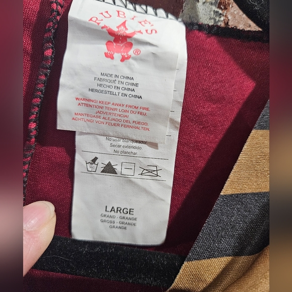 Pirate Costume for Halloween! Lady's large comes with eye patch never used - Picture 2 of 4